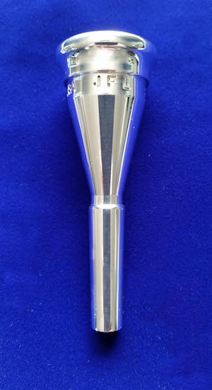 Julie Landsman - Horn – Warburton Music Products